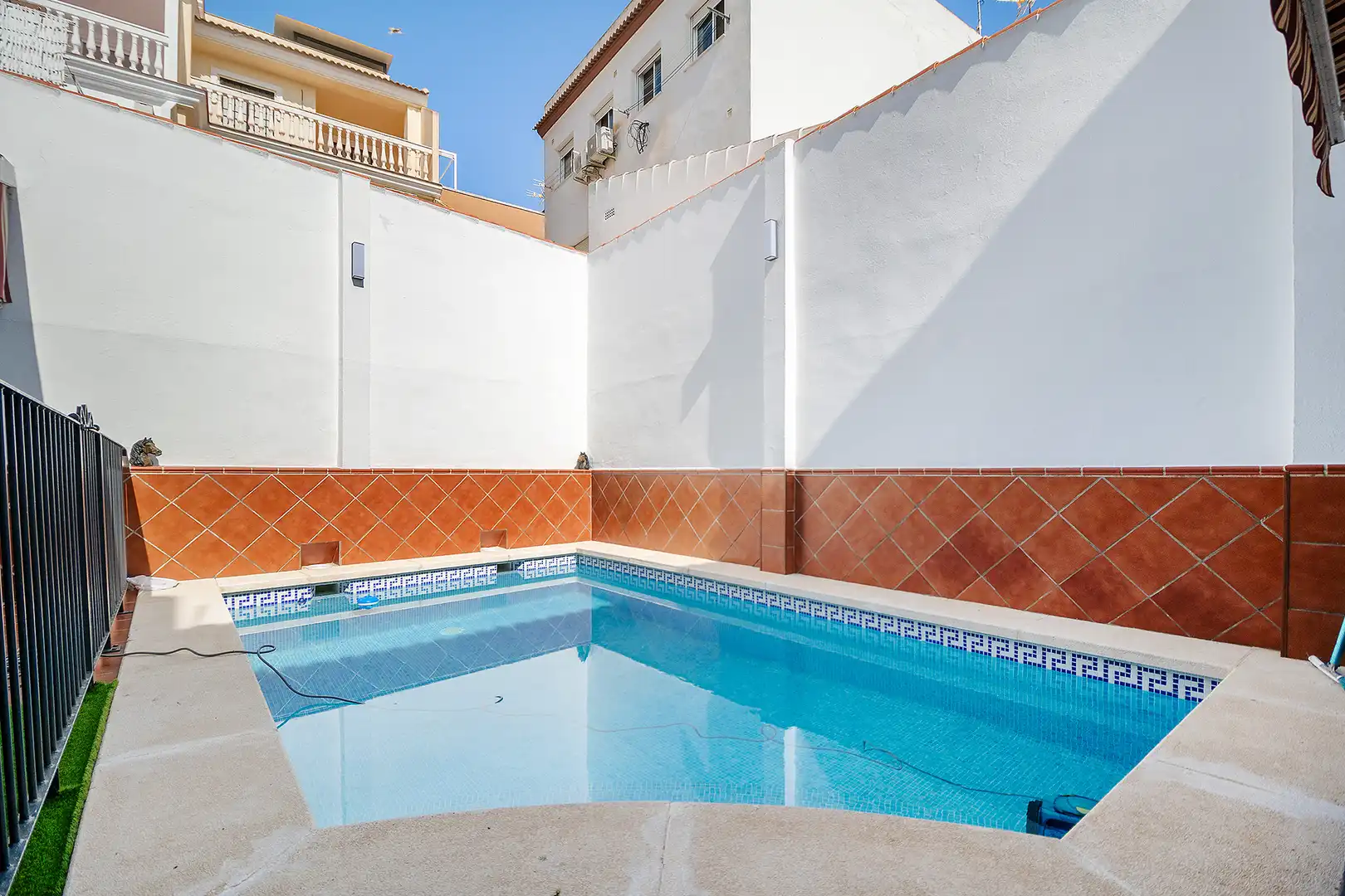 Swimming pool of Houses for sale in Cártama  with Air Conditioner, Private garden and Terrace