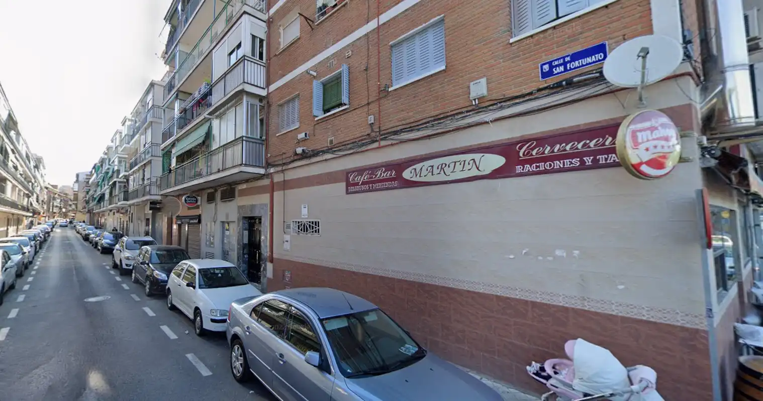 Vista exterior de Piso en venta en Madrid