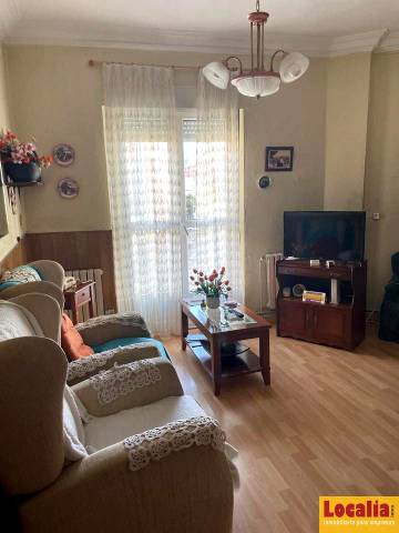 Piso en Venta en Julián Urbina en Inmobiliaria - Barreda