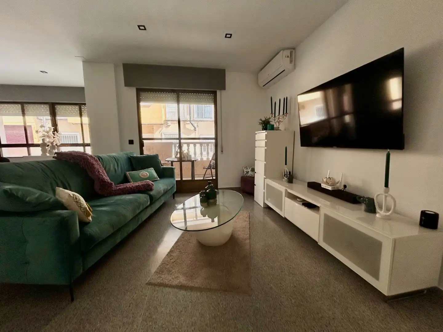Sala d'estar de Apartament en venda en Orihuela amb Calefacció, Traster i Moblat