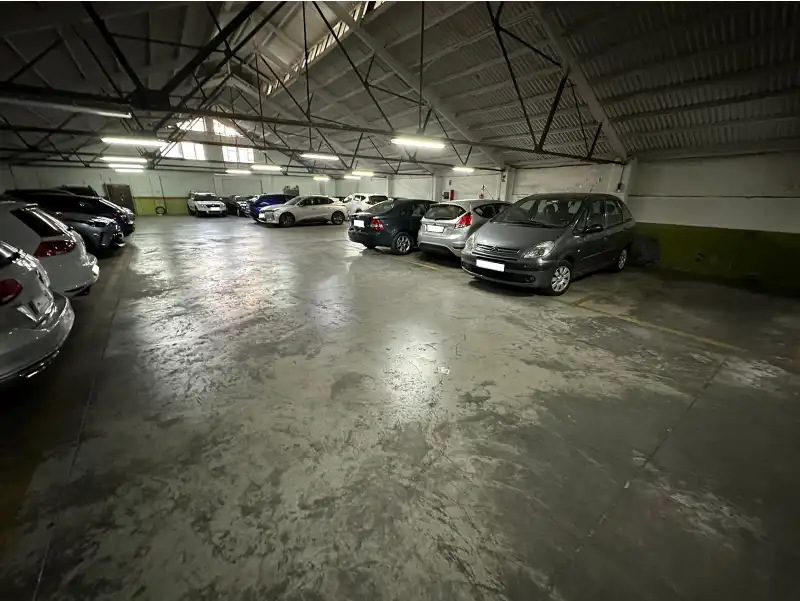 Doppelparkplatz zum Verkauf in Carrer de la Corona 37A, imagen 10