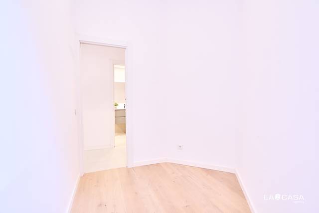 Piso en Venta en Sants