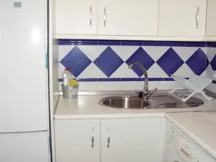 Cuina de Apartament en venda en Conil de la Frontera amb Moblat