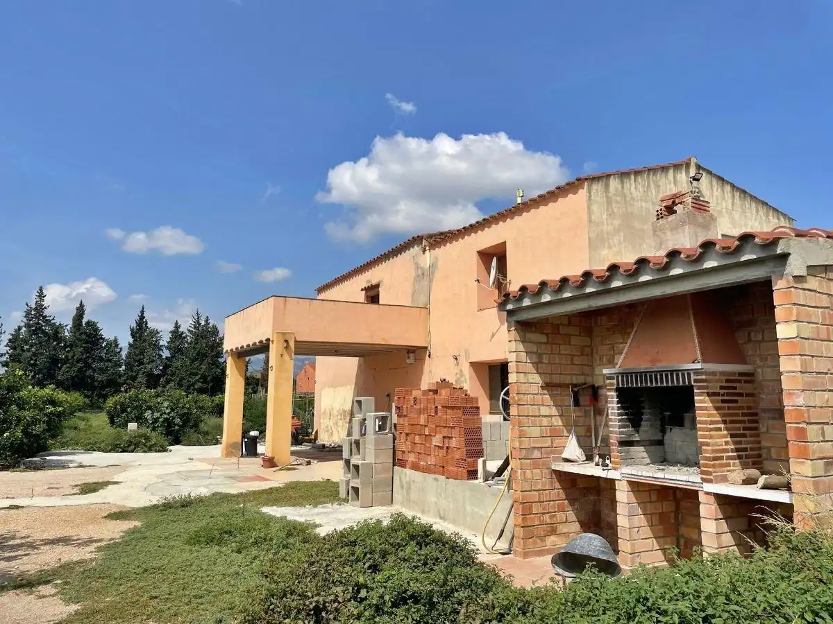 Außenansicht von Country house zum Verkauf in Tortosa mit Klimaanlage, Heizung und Privatgarten