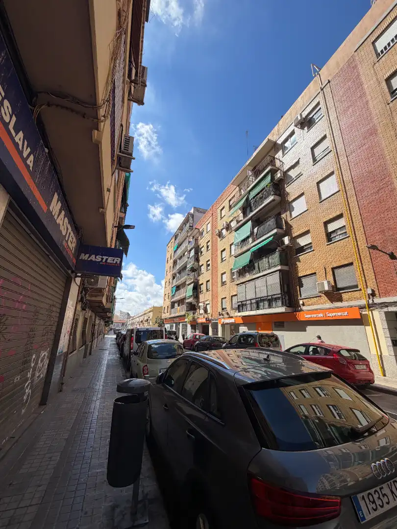 Flat with terrace for sale in Carrer de Sant Joan Bosco 45, imagen 2