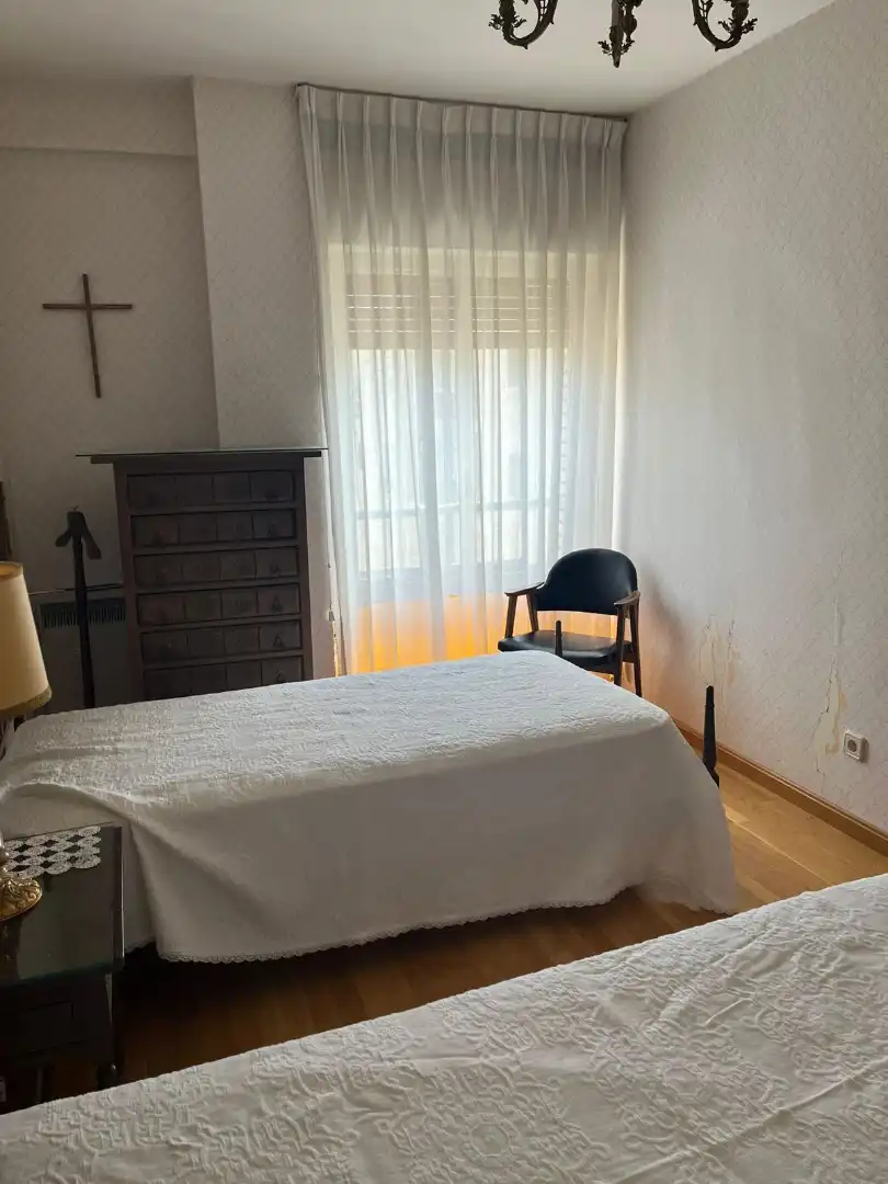 Piso en venta en Calle de Luis Bermejo, 6, Romareda