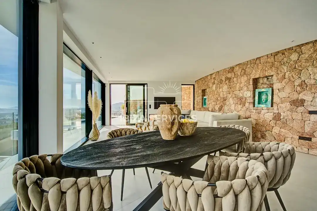 Menjador de Casa o xalet de lloguer en Santa Eulària des Riu amb Aire condicionat, Jardí privat i Piscina