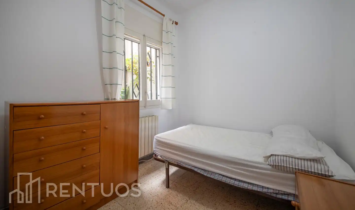 Bajo con ascensor en venta en De Sant Antoni Maria Claret, imagen 9