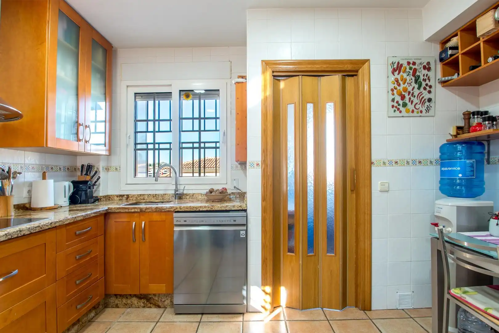 Cocina de Casa o chalet en venta en Murcia con Aire acondicionado, Calefacción y Jardín privado