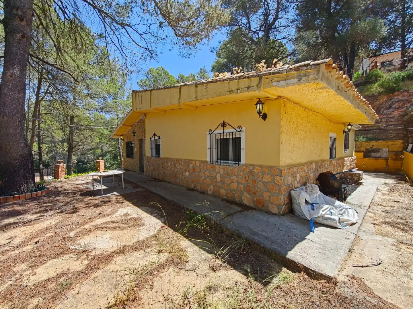 Vista exterior de Casa o xalet en venda en Buñol amb Terrassa, Traster i Moblat