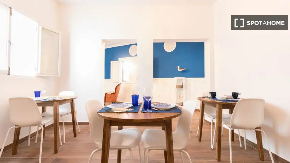 Comedor de Piso para compartir en Las Palmas de Gran Canaria con Aire acondicionado, Terraza y Amueblado