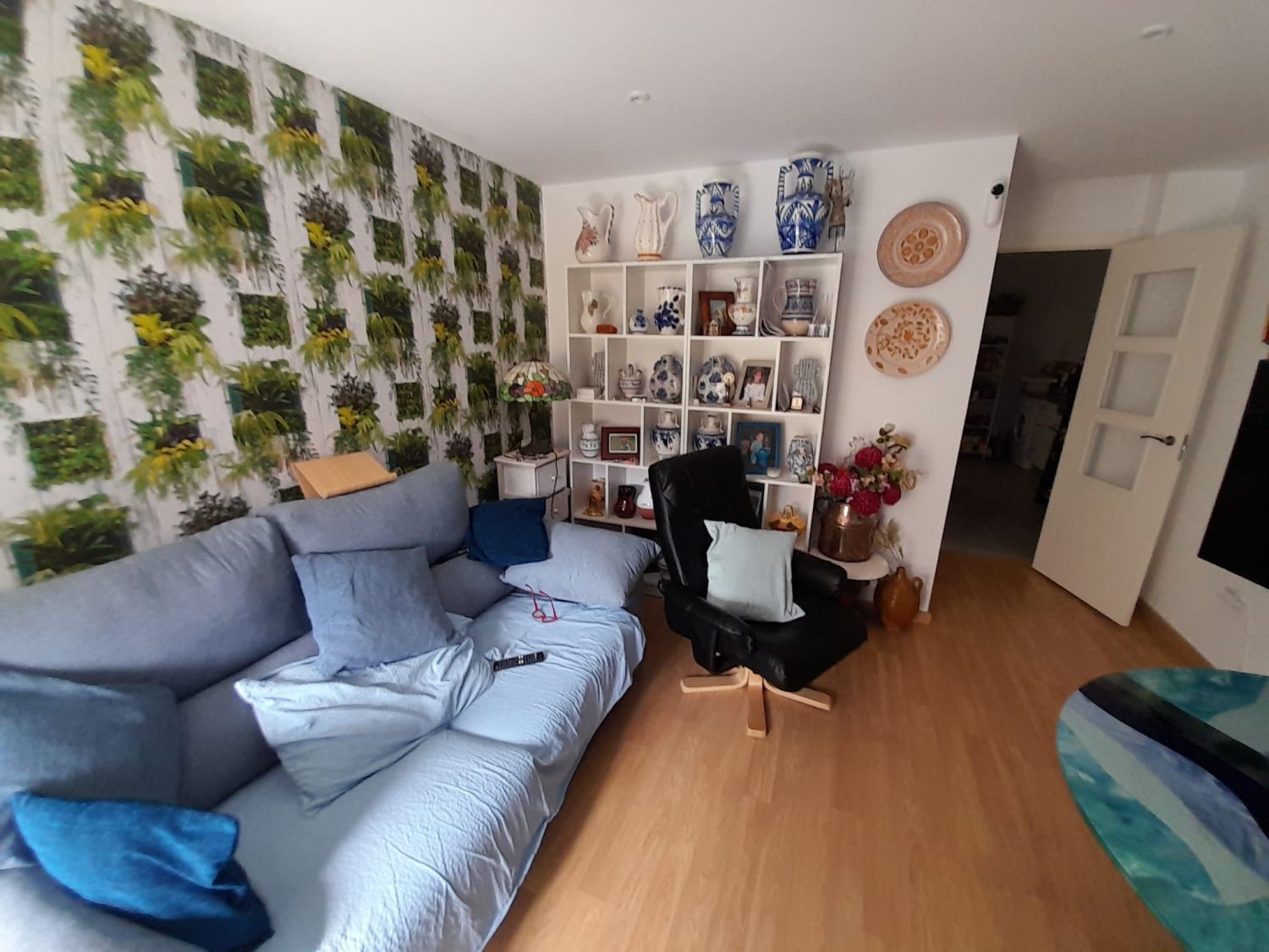 Living room of Flat for sale in Cuenca Capital  with Air Conditioner, Heating and Storage room