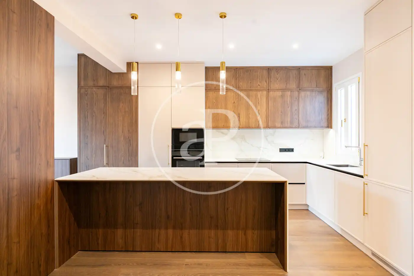 Kitchen of Flat for sale in Barcelona  with Air Conditioner, Heating and Balcony
