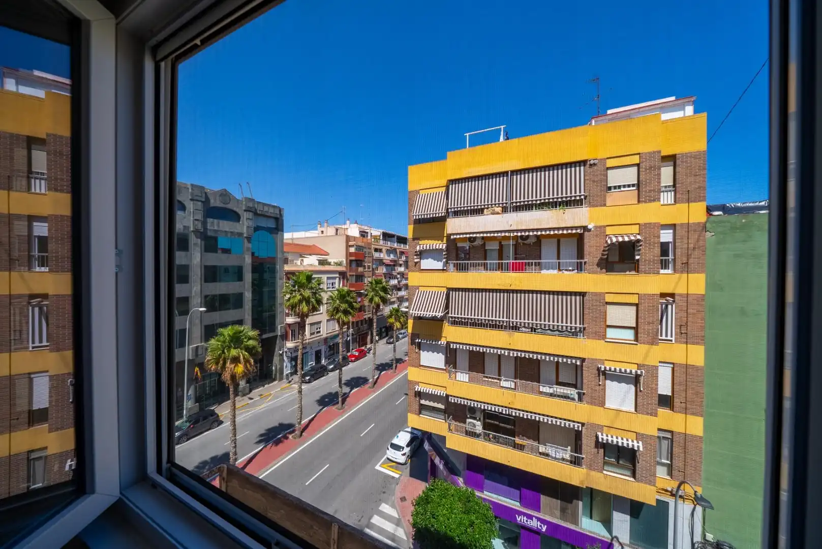 Vista exterior de Apartament de lloguer en Alicante / Alacant amb Moblat i Balcó