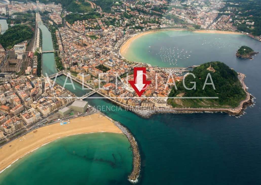 Exterior view of Garage for sale in Donostia - San Sebastián 