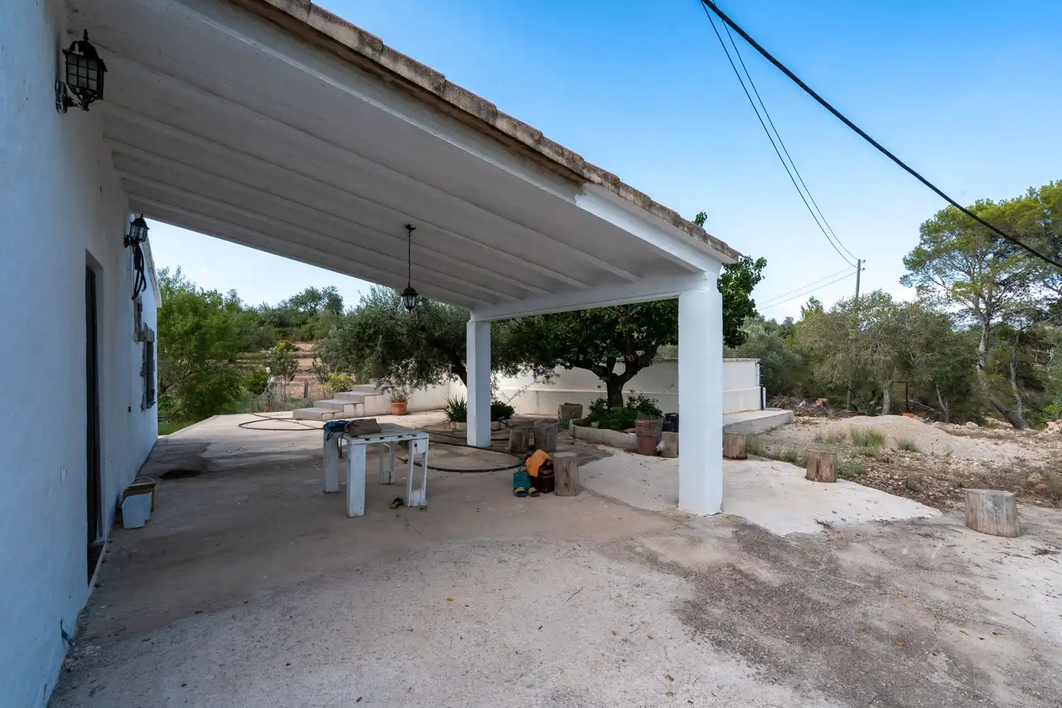 Vista exterior de Casa o xalet en venda en Tortosa amb Traster, Piscina i Moblat