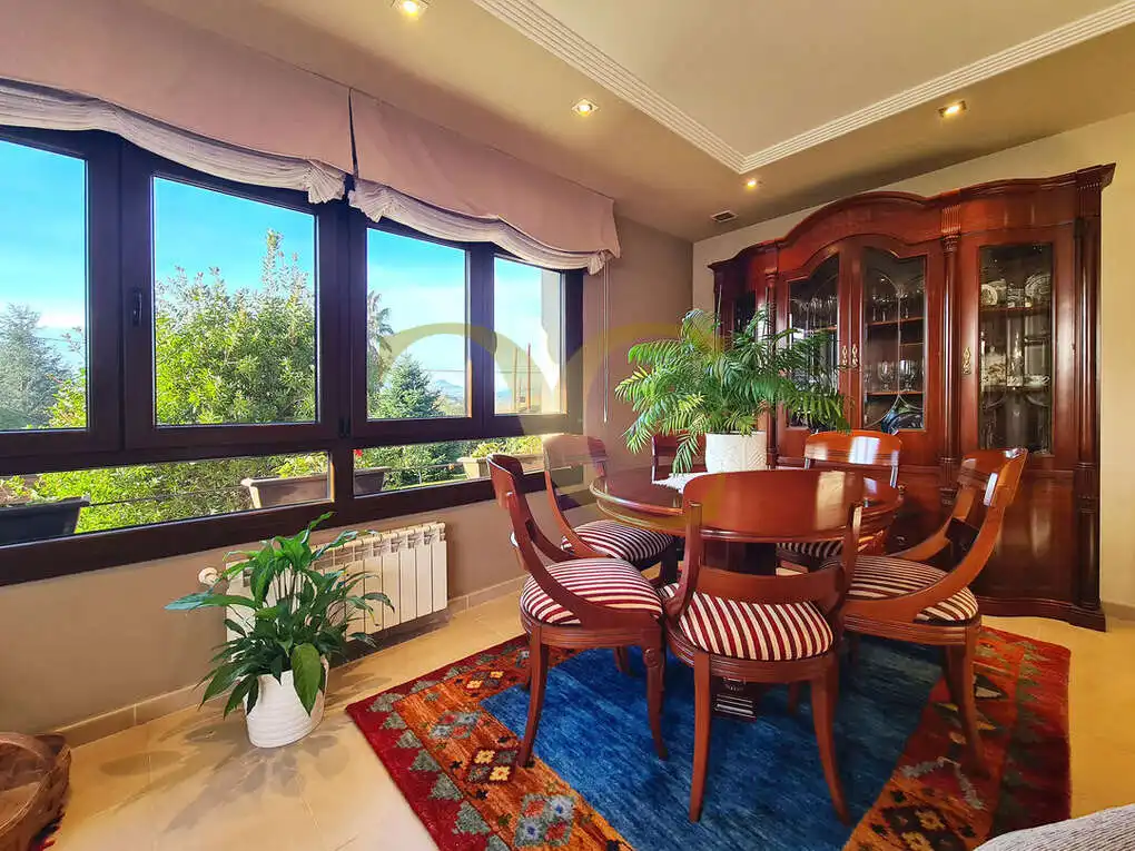 Comedor de Casa o chalet en venta en Siero con Calefacción, Terraza y Trastero