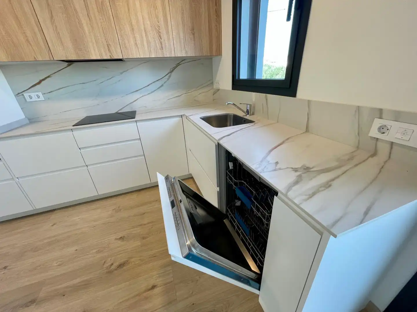Appartamento con terrazza in vendita a CESAR MARTINELL I BRUNET, imagen 17