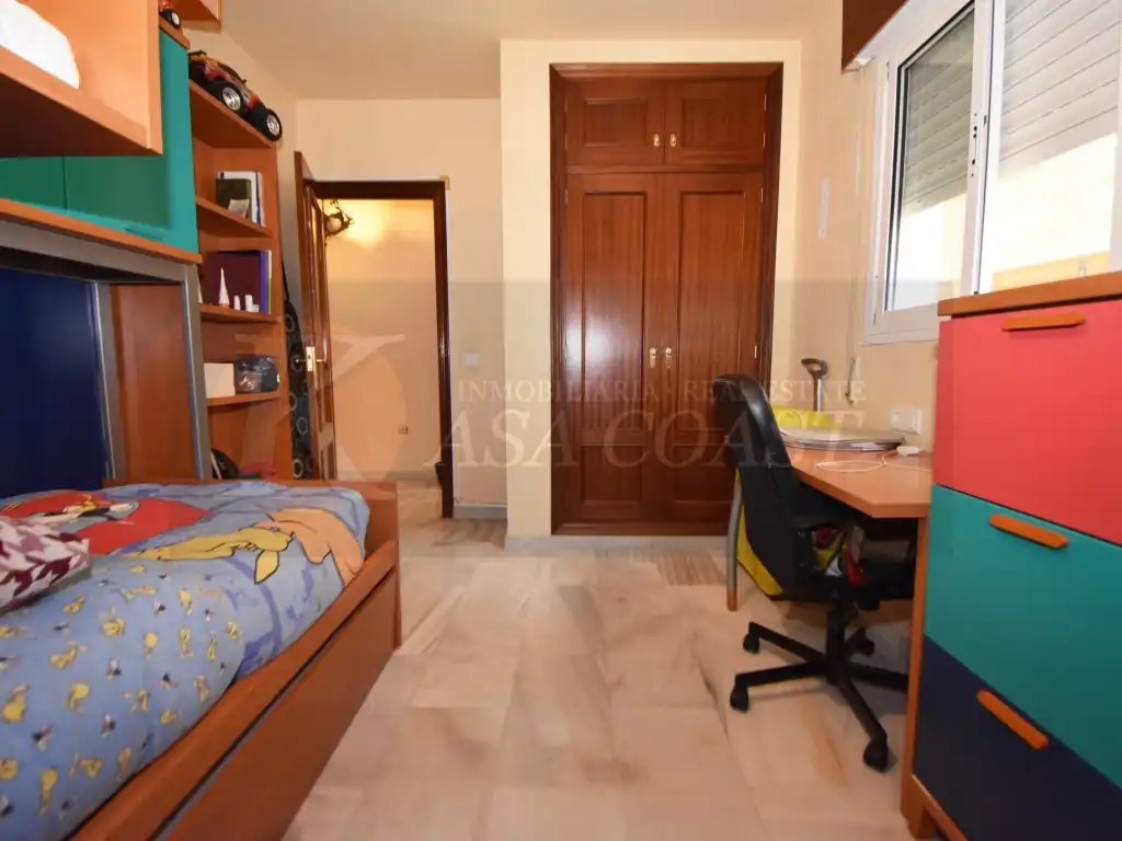 Flat for sale in Puerto Deportivo