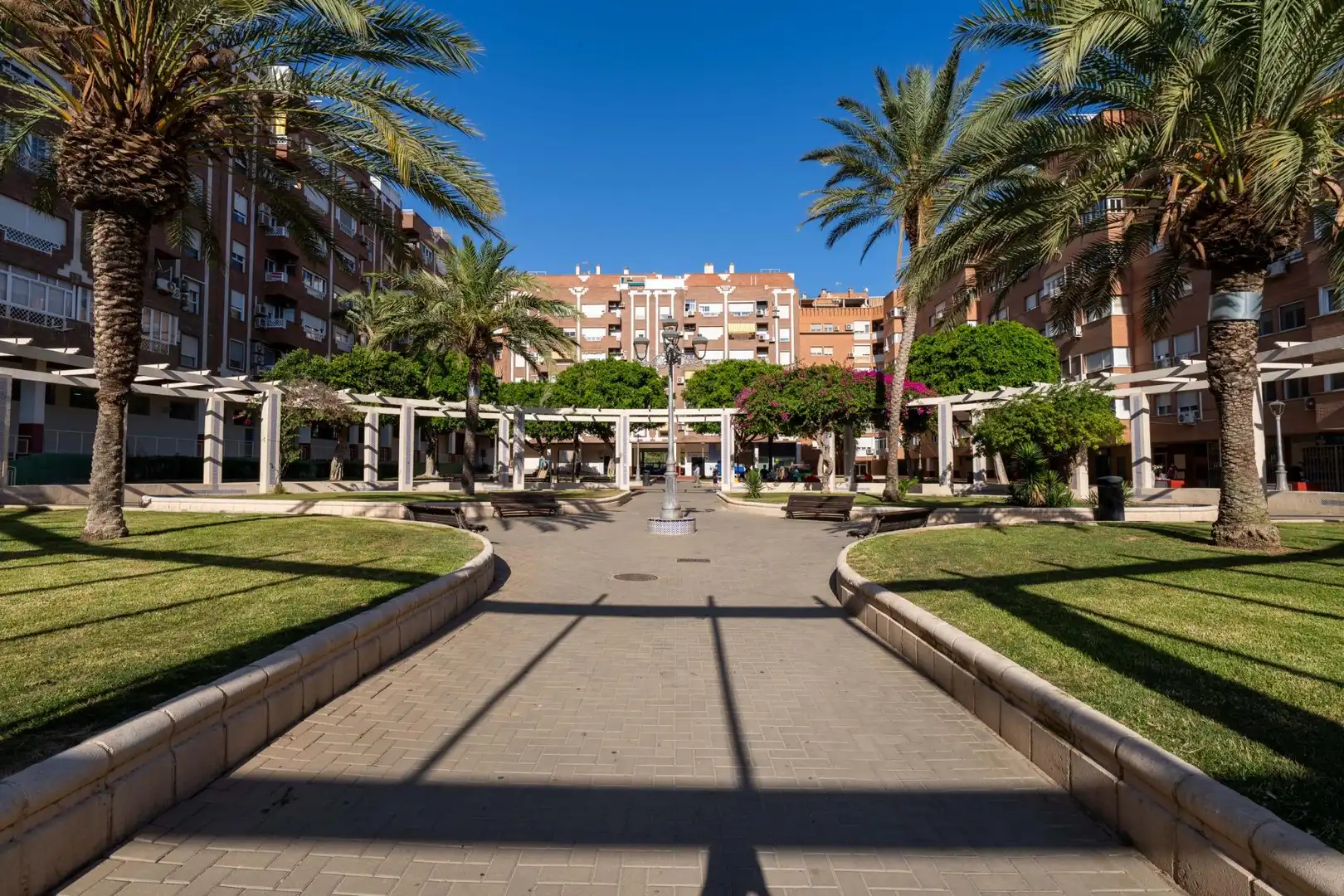 Exterior view of Flat for sale in Almería  with Air Conditioner, Storage room and Balcony