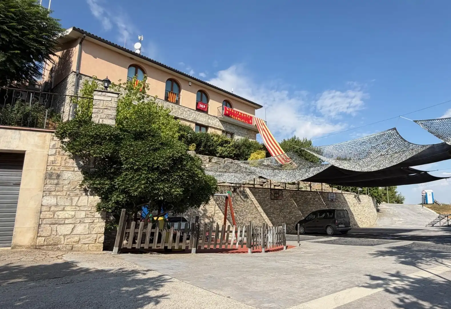 Casa o xalet en venda en Argençola amb Calefacció, Traster i Moblat
