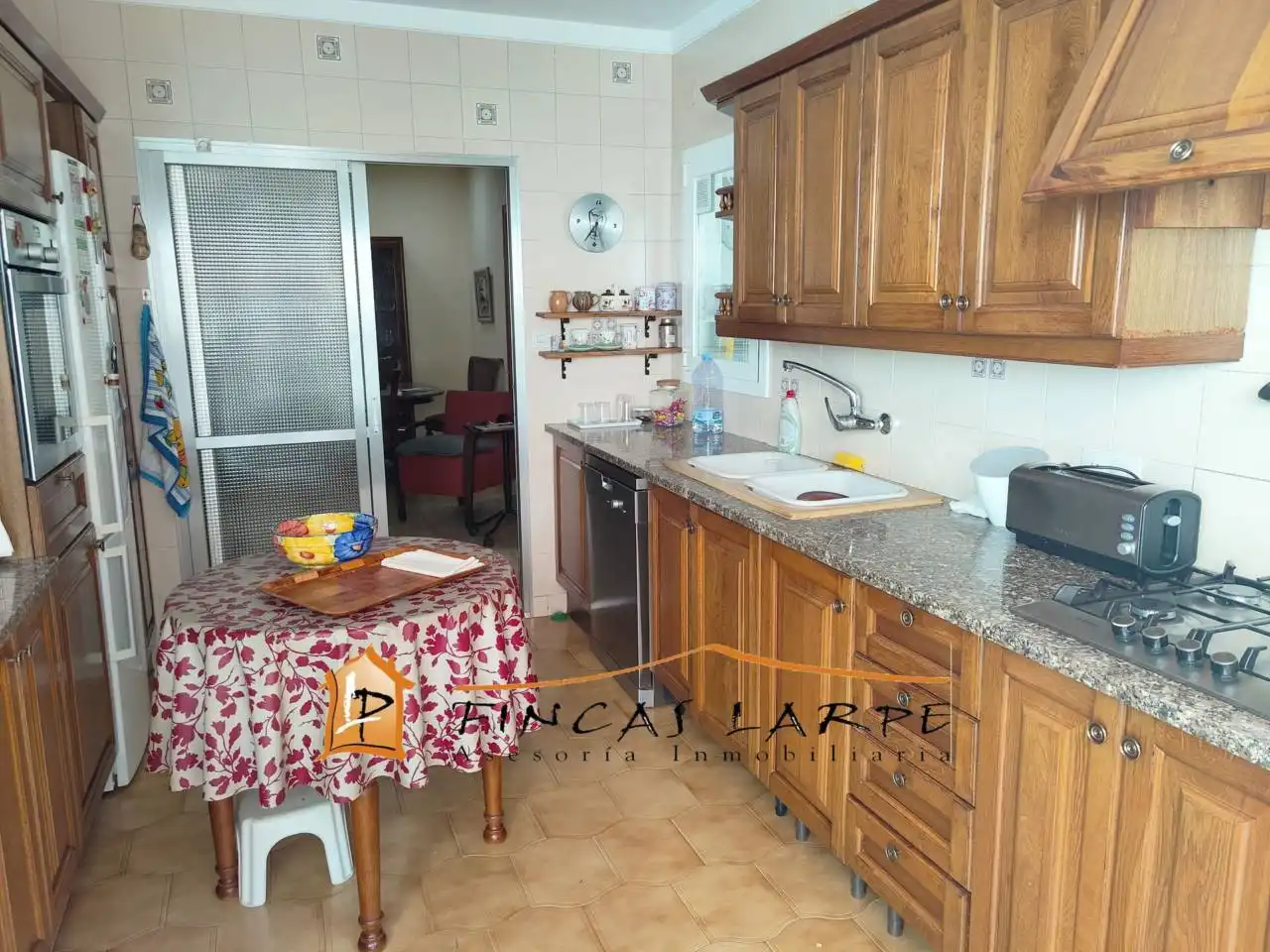Cocina de Casa o chalet en venta en Martorell con Calefacción, Jardín privado y Terraza