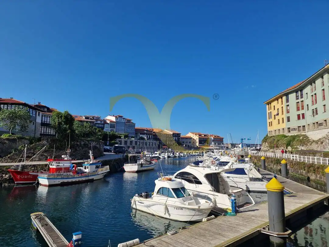 Exterior view of Flat for sale in Llanes  with Heating and Furnished