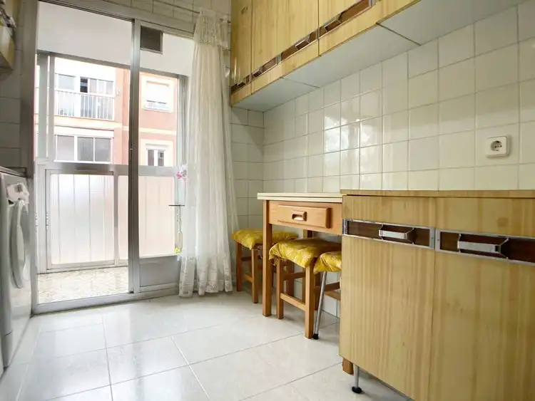 Piso con ascensor en venta en Calle de Valdecanillas, imagen 6