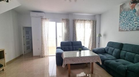 Foto 2 von Einfamilien-Reihenhaus zum Verkauf in Centro - Barriada Mallorca, Camas