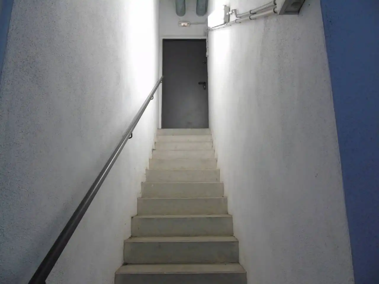 Parking with lift for sale in angel guimera, imagen 8