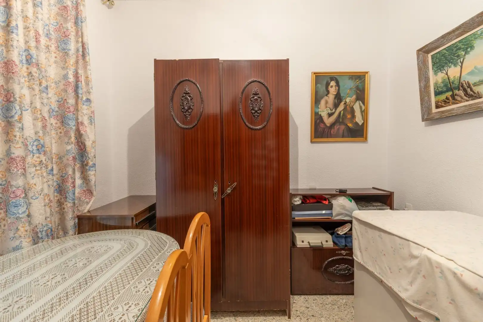 Dormitori de Casa o xalet en venda en Albolote amb Piscina