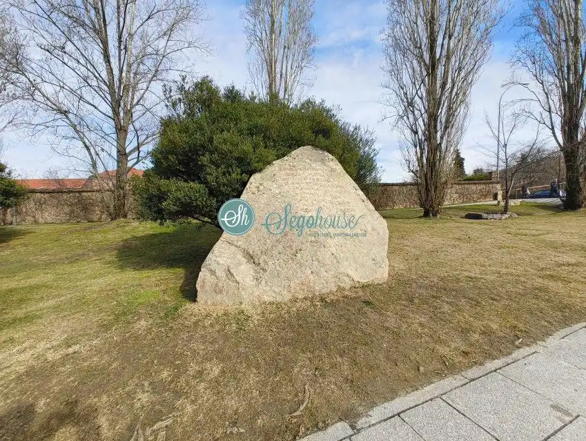Piso en venta en Segovia con Aire acondicionado, Calefacción y Trastero