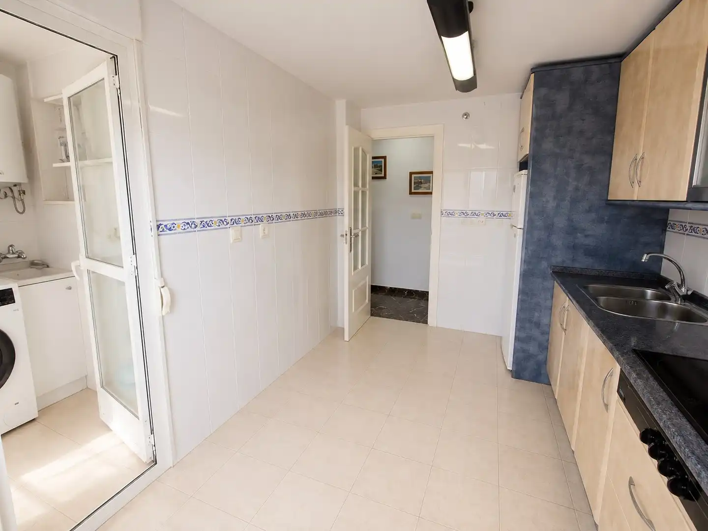 Piso con piscina en venta en Torre del Mar, imagen 4