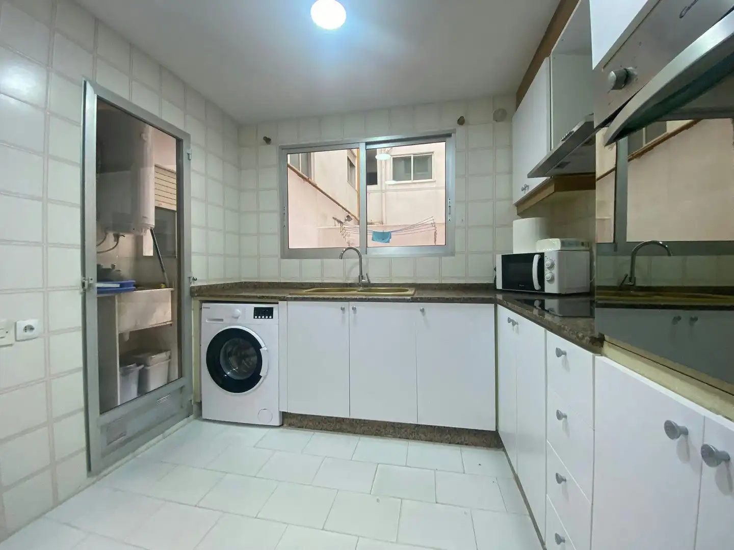 Cocina de Piso para compartir en Valencia con Calefacción, Amueblado y Lavadora