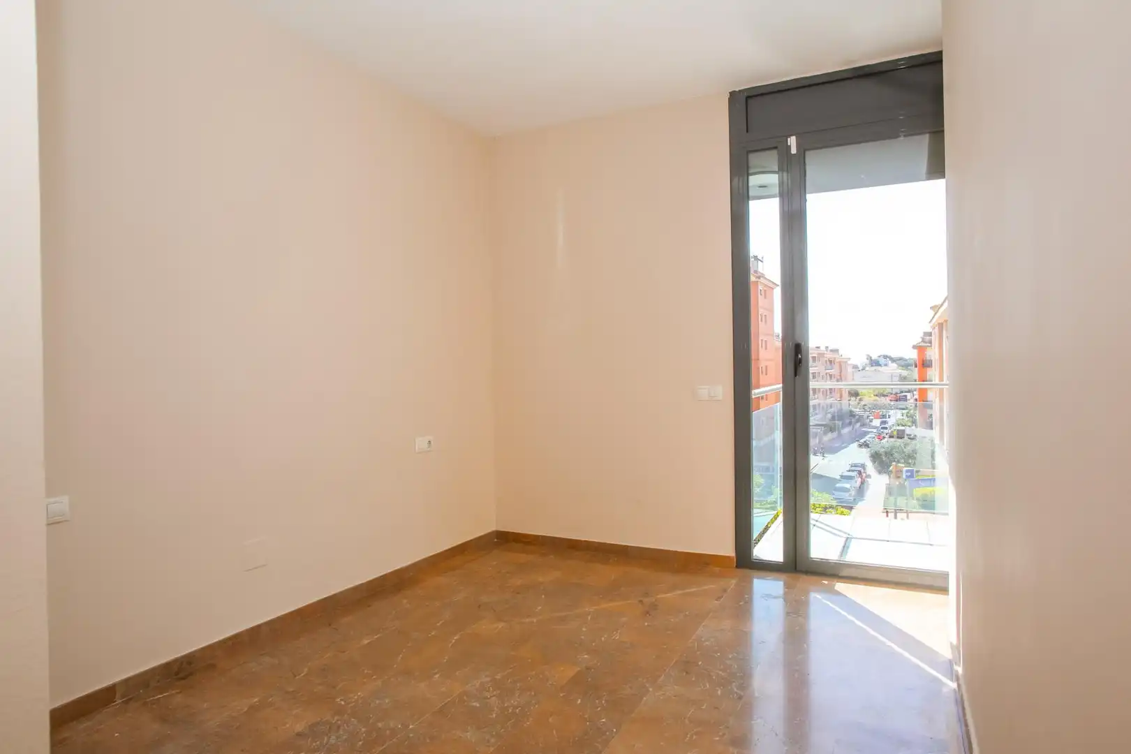 Flat for sale in Fenals
