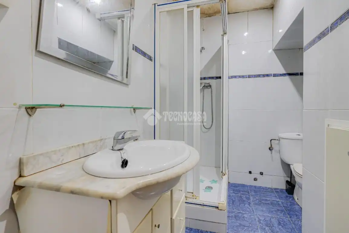 Bany de Pis en venda en Badalona