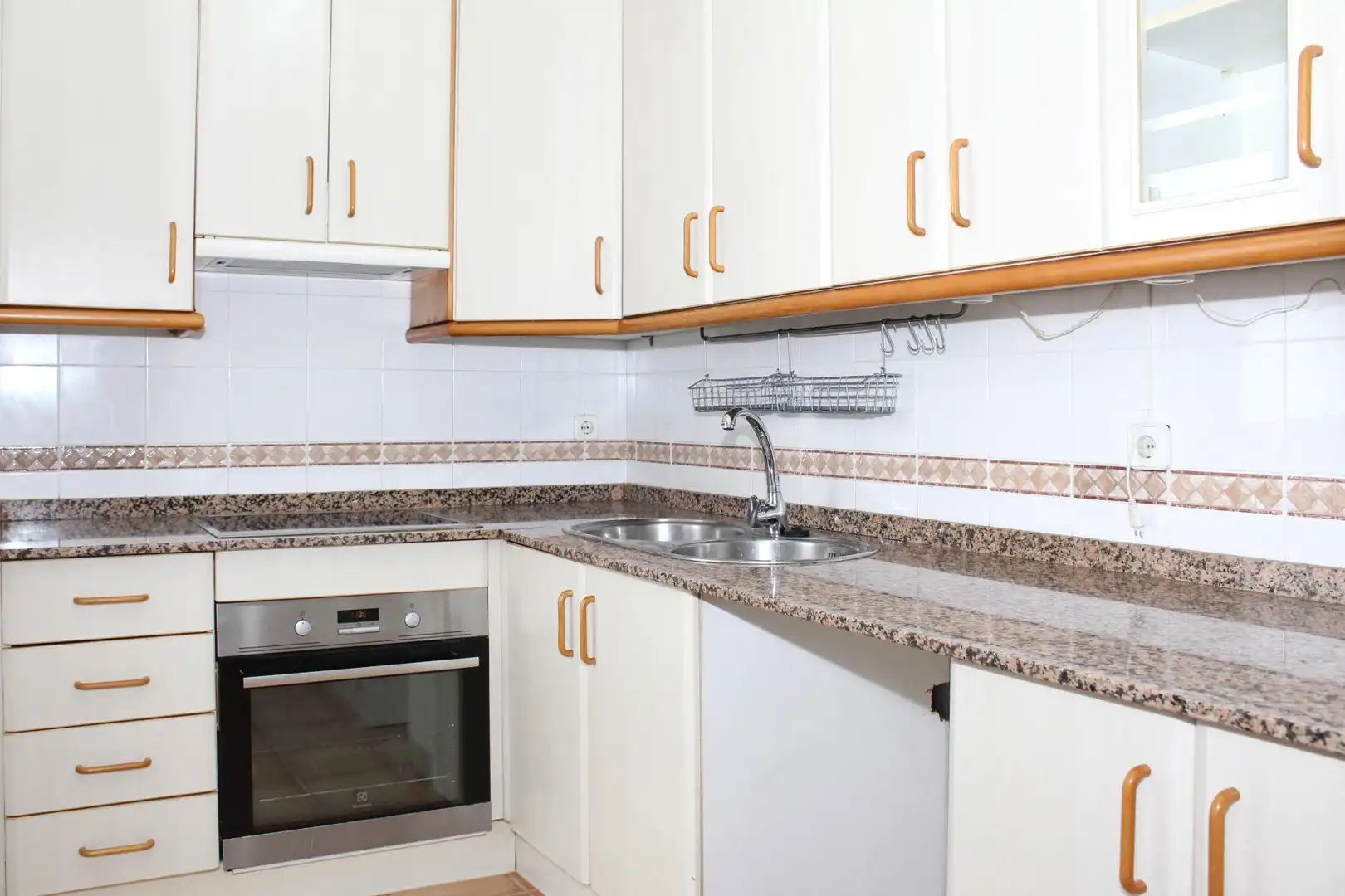 Cocina de Piso de alquiler en Sevilla con Aire acondicionado, Terraza y Amueblado