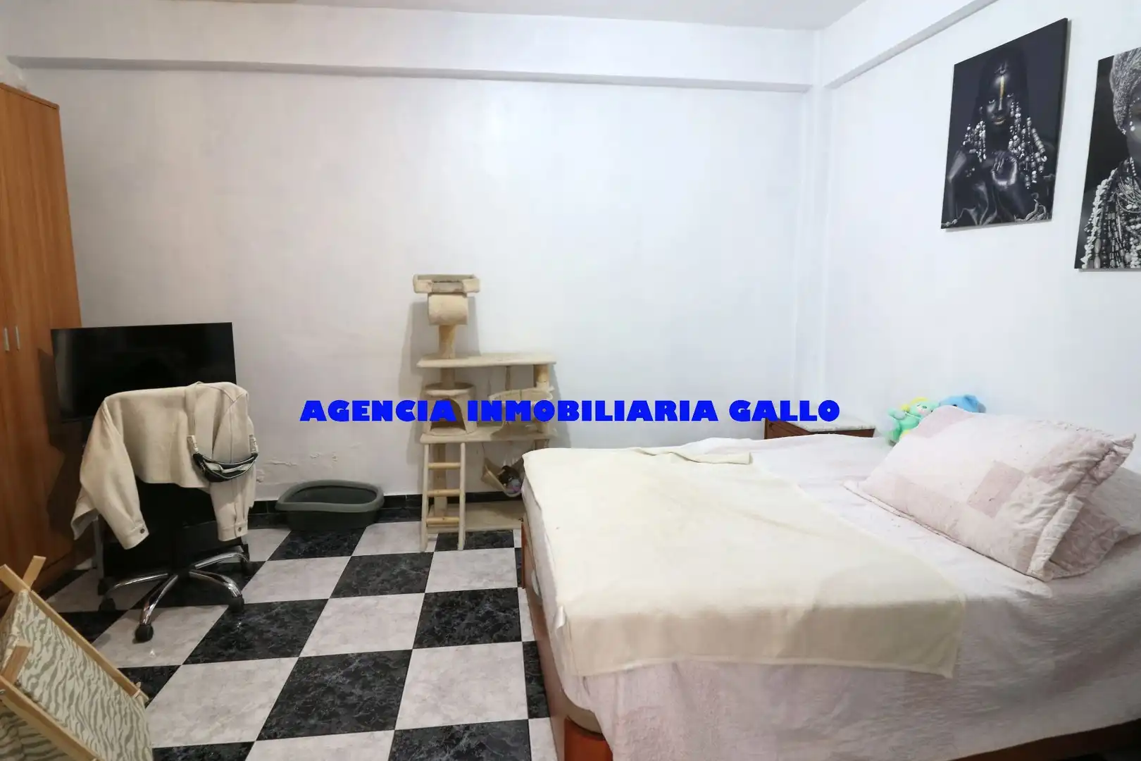 Casa adosada en venta en Sevilla