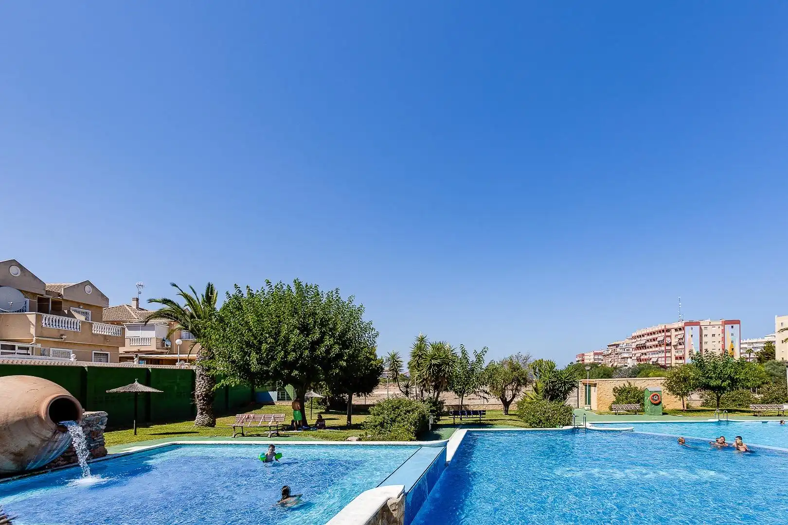 Piscina de Casa o chalet en venta en Torrevieja con Terraza