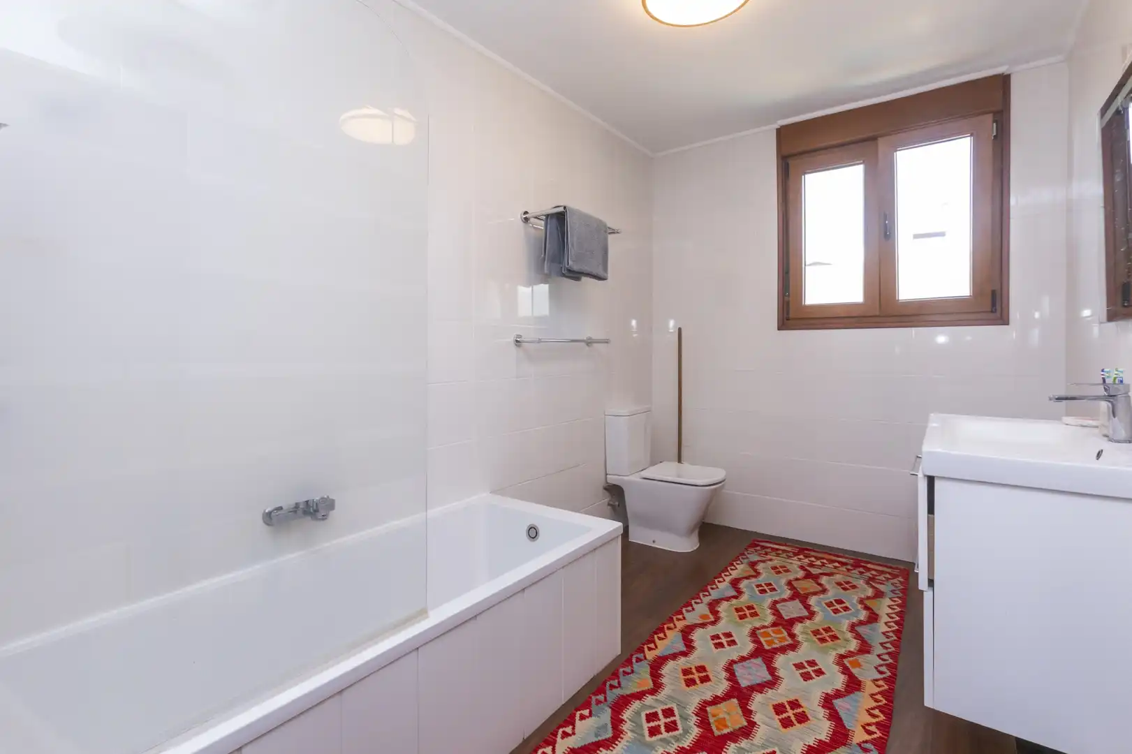 Badezimmer von Haus oder Chalet zum Verkauf in Benicasim / Benicàssim mit Klimaanlage, Privatgarten und Terrasse