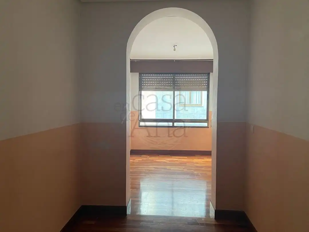 Piso en venta en Barakaldo  con Balcón