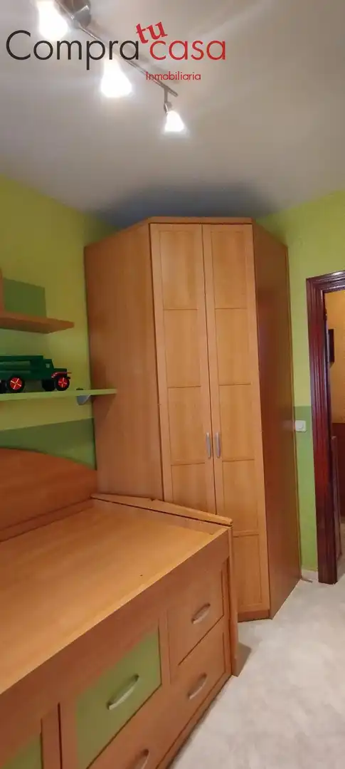 Habitación de Piso en venta en Segovia con Calefacción, Trastero y Amueblado
