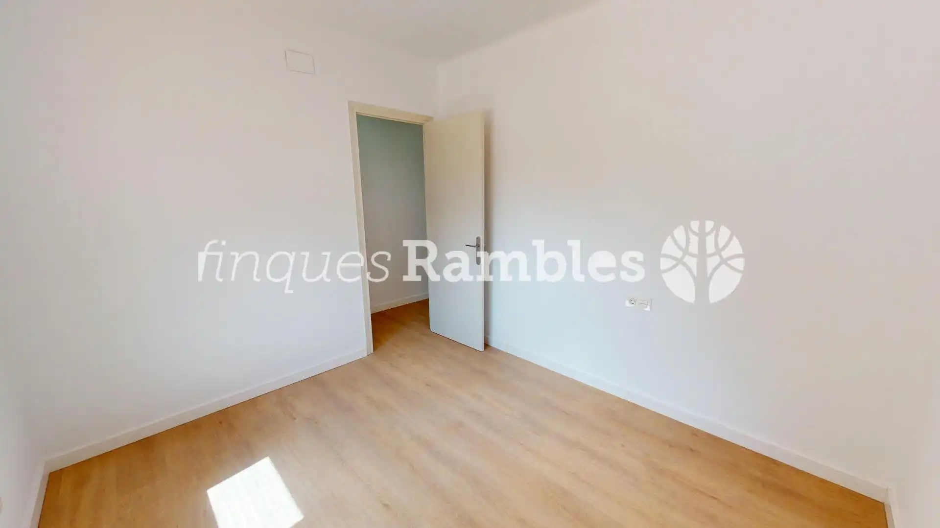 Habitación de Piso en venta en Igualada con Parquet y Terraza