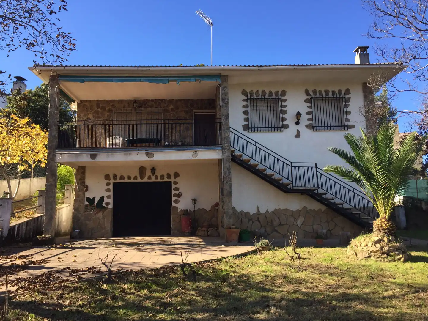 Chalet con terraza en venta en Carretera Piélago, imagen 3