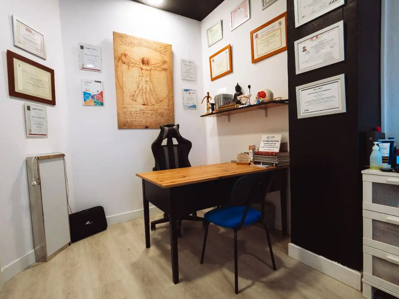 Büro zur Miete in Castro-Urdiales mit Heizung, Möbliert und Internet