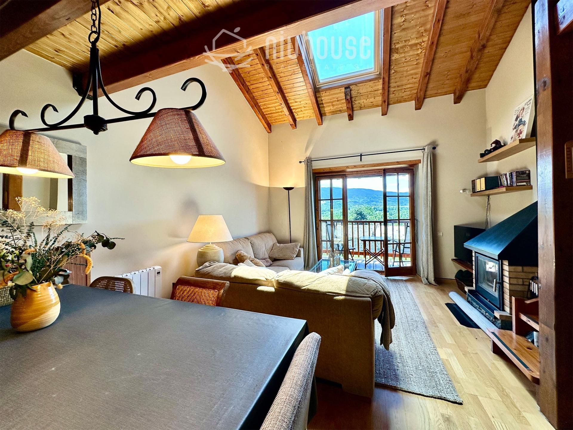 Living room of Attic for sale in Estavar  with Parquet flooring