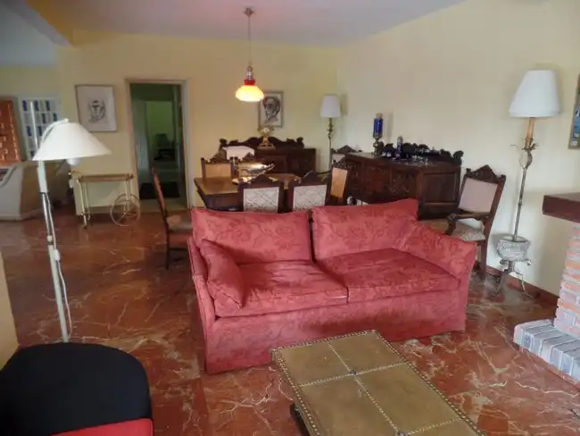 Sala d'estar de Casa o xalet en venda en Culleredo amb Jardí privat, Parquet i Terrassa