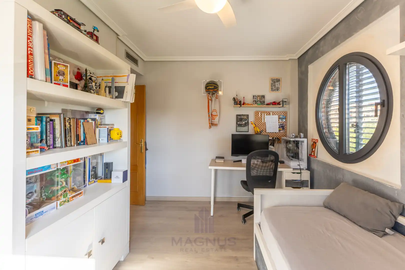 Dormitori de Apartament en venda en Patraix