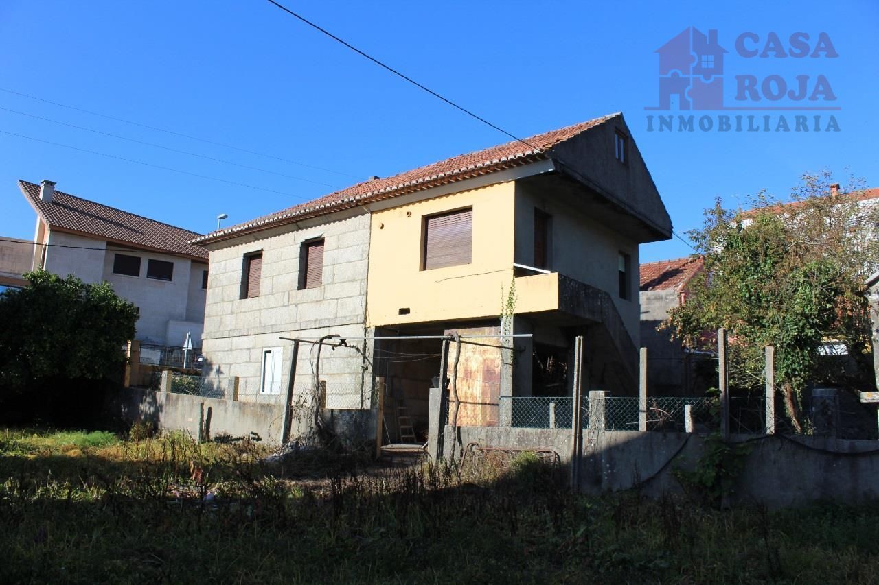 Vista exterior de Casa o xalet en venda en Cangas  amb Traster