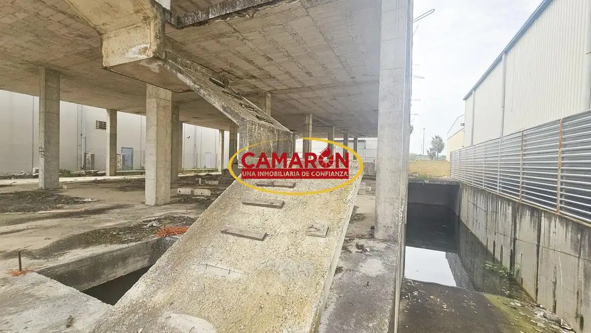 Industrial building for sale in Calle de la Tecnología, imagen 4